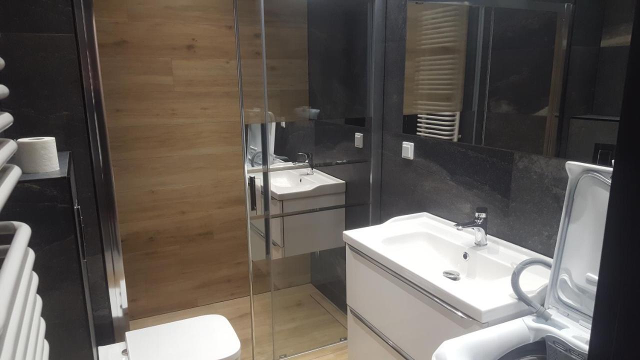 Apartament Skarbowa 2 & Parking Lešno Exteriér fotografie