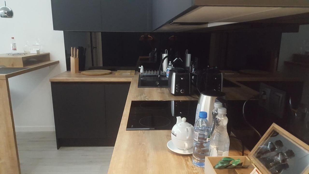 Apartament Skarbowa 2 & Parking Lešno Exteriér fotografie