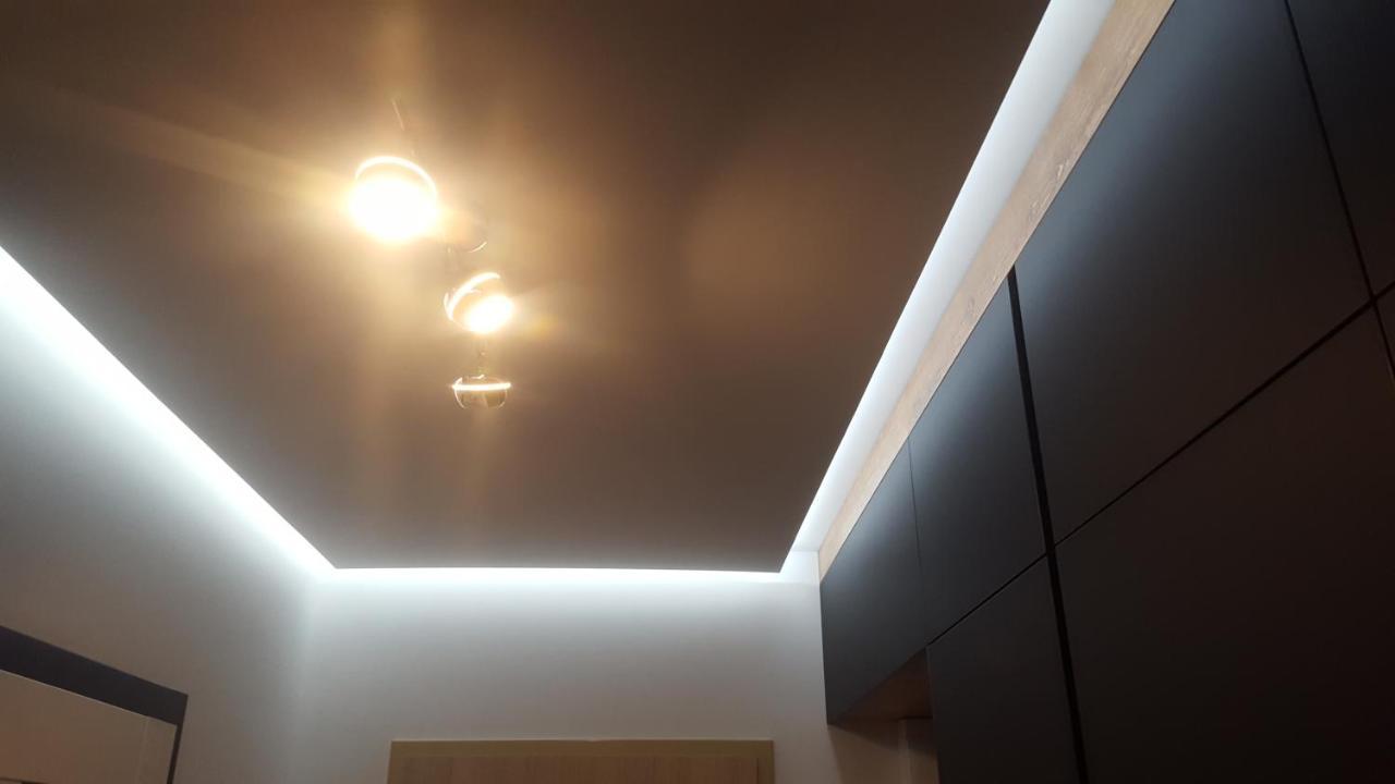Apartament Skarbowa 2 & Parking Lešno Exteriér fotografie